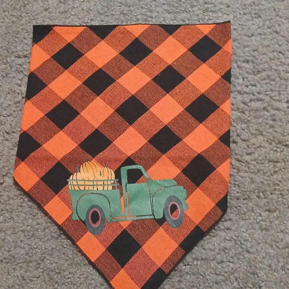 Fall Thanksgiving  2 pack bandana set  Brand new in package neck 24